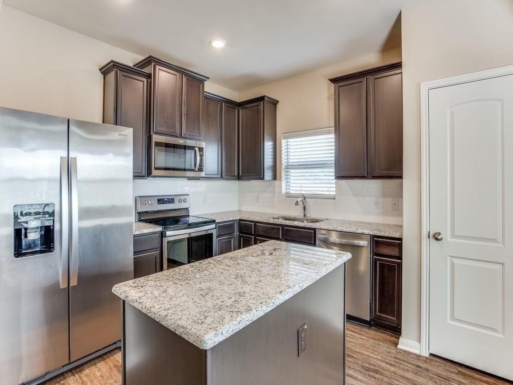 1717 Conley Ln - Photo 4 of 11