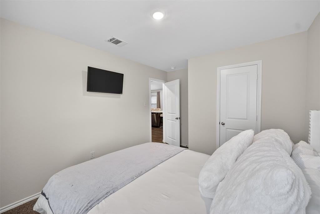 2127 Ocelot St - Photo 5 of 9