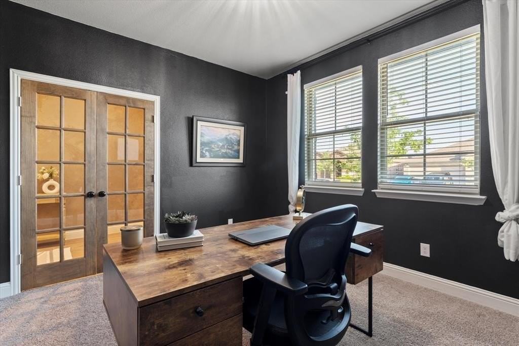 1216 Johnson Dr - Photo 5 of 32