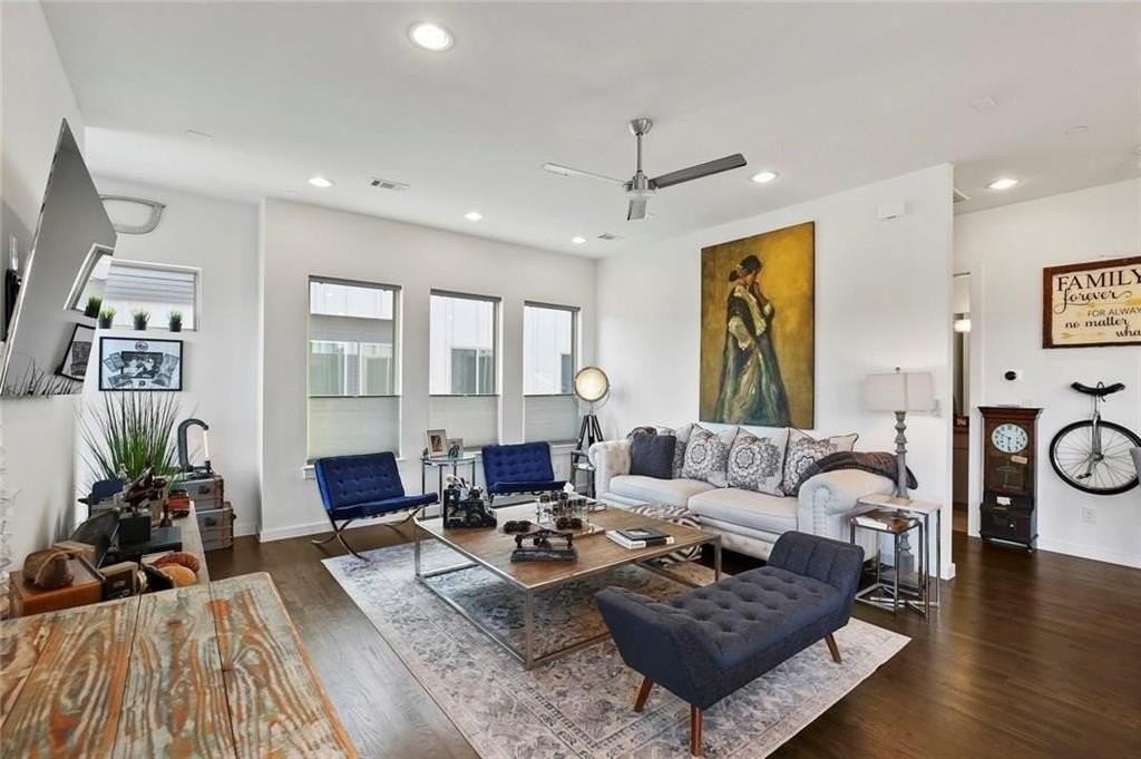 1911 Summit Ave #1 - Photo 2 of 33