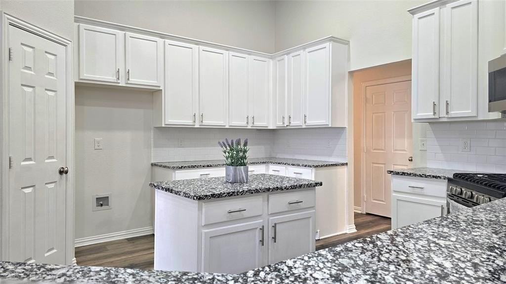 6229 St Leonard Dr - Photo 7 of 40