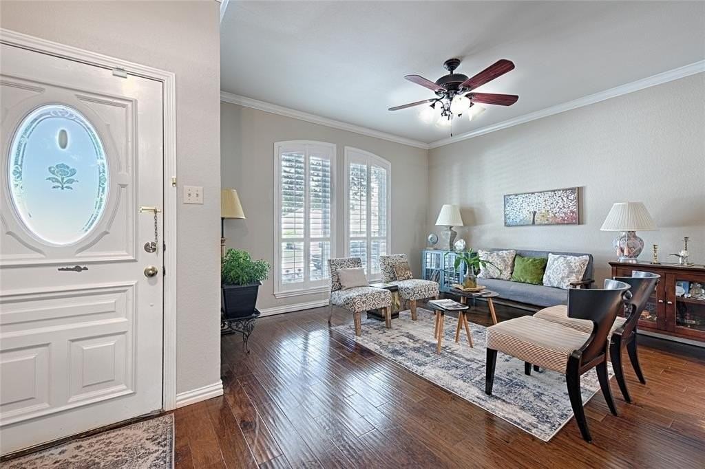 1410 Spyglass Dr - Photo 5 of 30