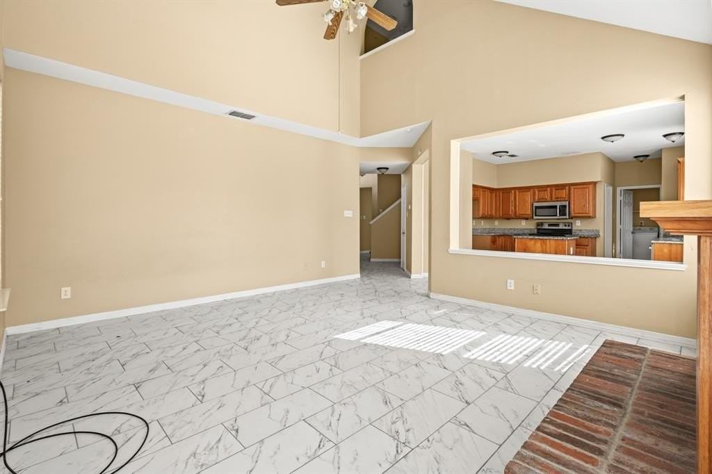 2909 Misty Valley Dr - Photo 4 of 30