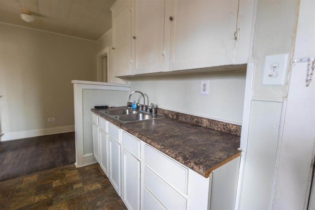 613 N 23rd St - Photo 7 of 9