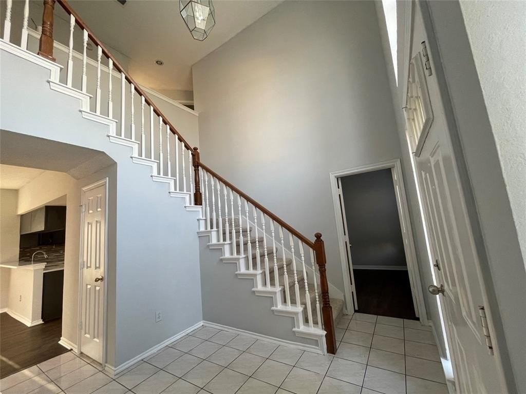 728 Fawn Valley Dr - Photo 4 of 17