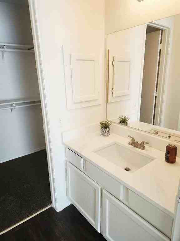 1703 Leroy Rd - Photo 7 of 9