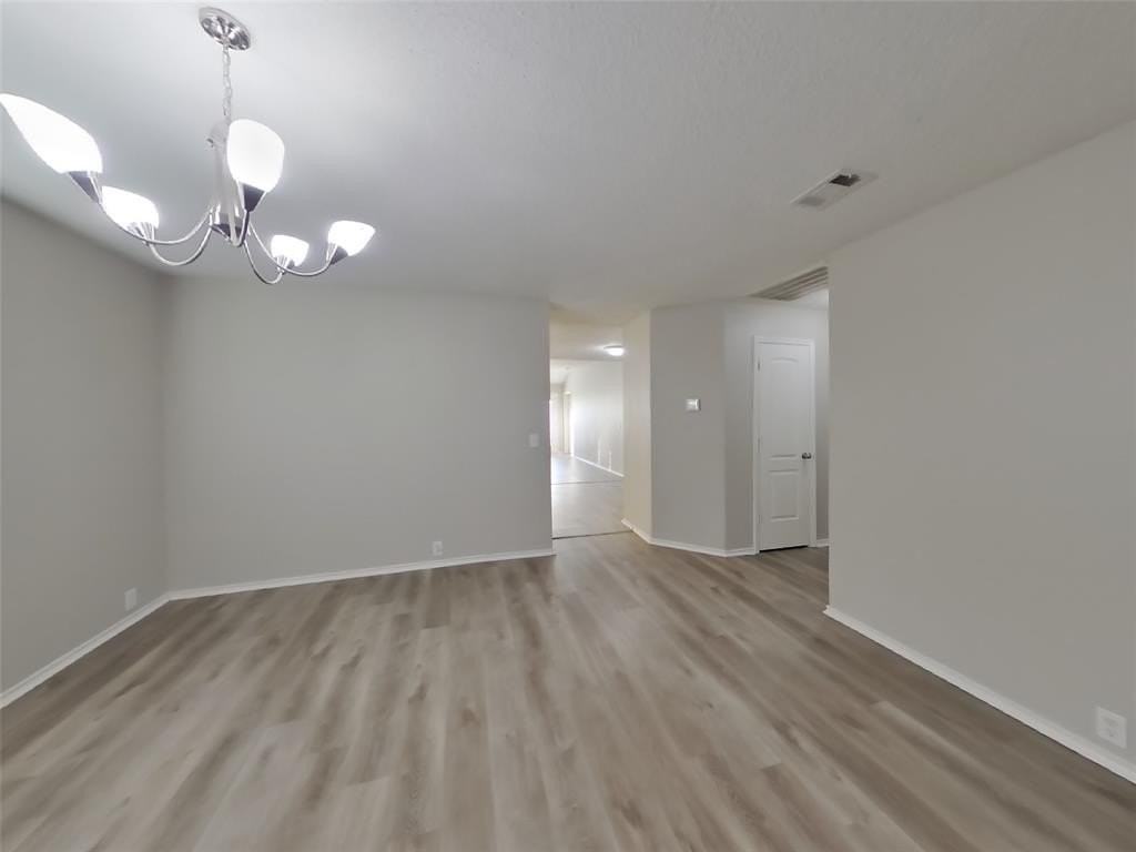 4512 Merlot Dr - Photo 2 of 16