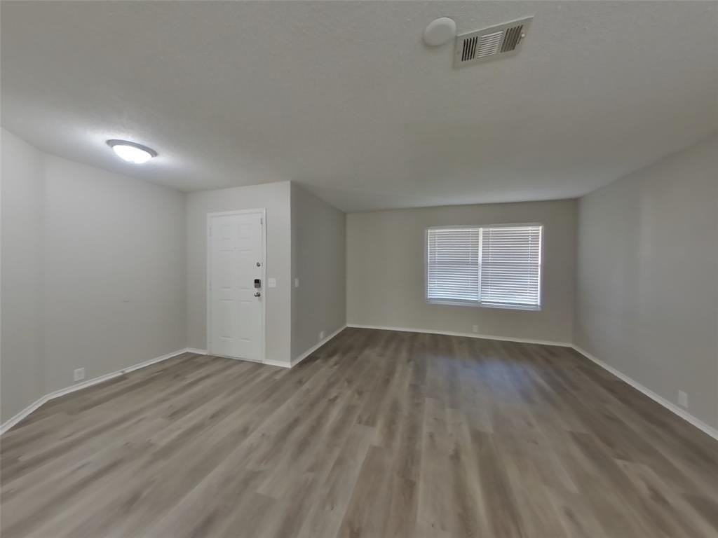 4512 Merlot Dr - Photo 3 of 16