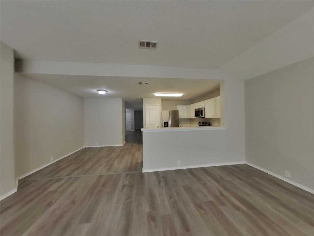 4512 Merlot Dr - Photo 4 of 16