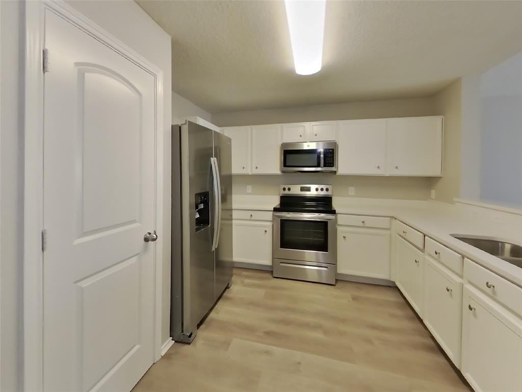 4512 Merlot Dr - Photo 6 of 16