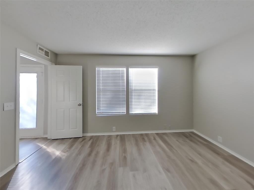 4512 Merlot Dr - Photo 7 of 16