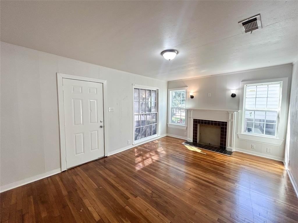 608 W Lake St - Photo 6 of 20