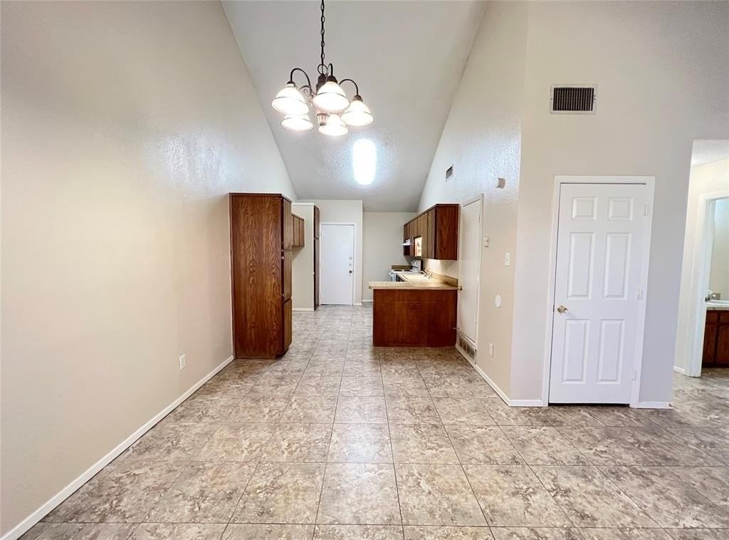 1108 Curtis Dr - Photo 6 of 18