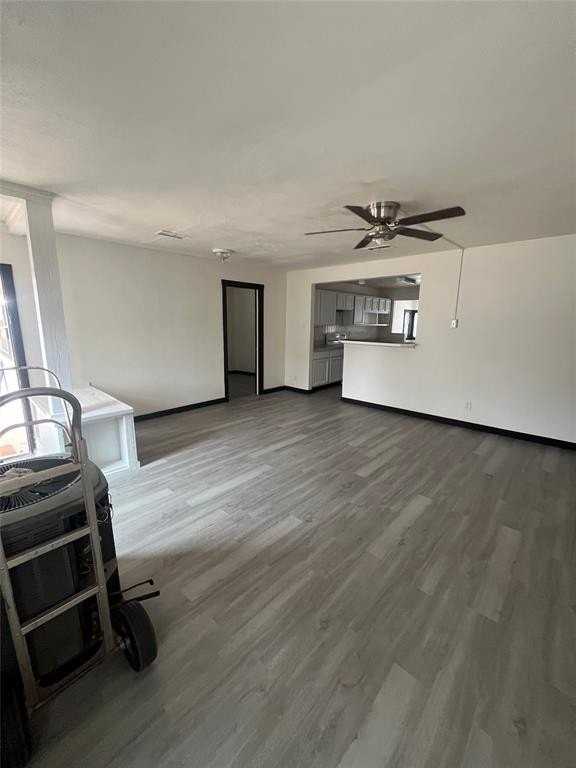 1249 Buccaneer Dr - Photo 3 of 17