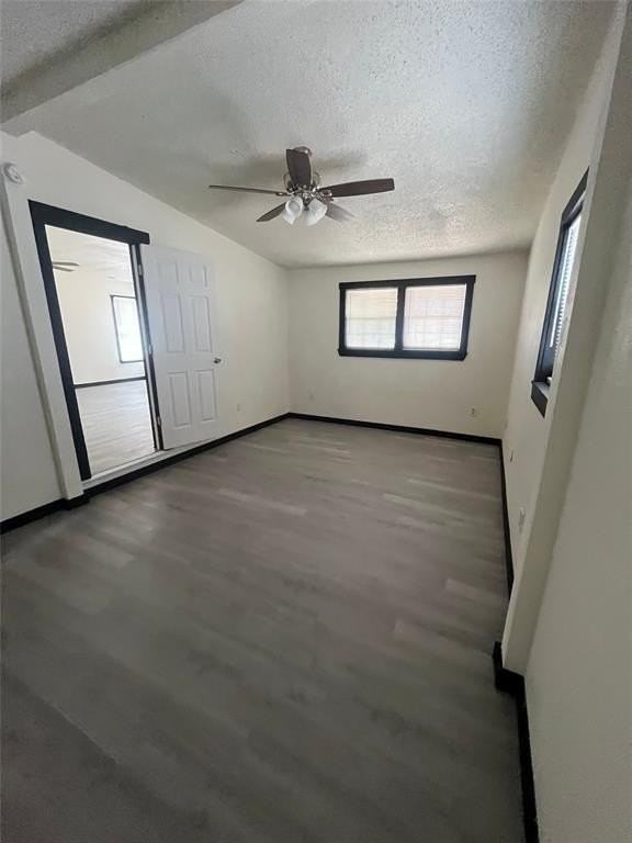 1249 Buccaneer Dr - Photo 6 of 17