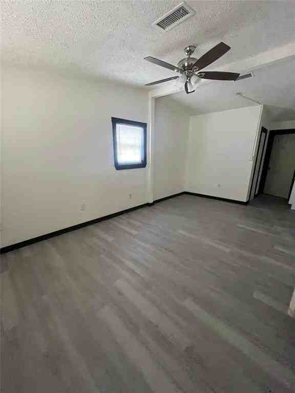 1249 Buccaneer Dr - Photo 7 of 17