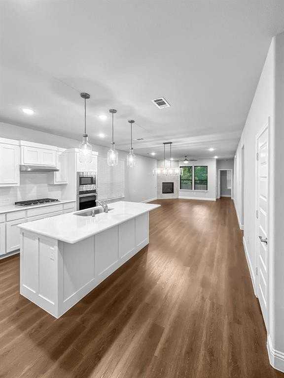 215 Nathan Dr - Photo 3 of 27