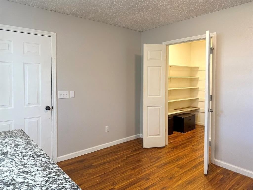 2460 Chinkapin Way - Photo 7 of 29