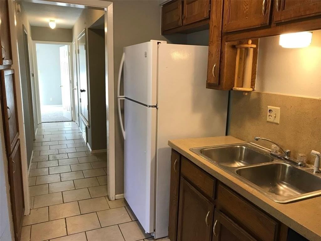 118 Maple St #A - Photo 6 of 17