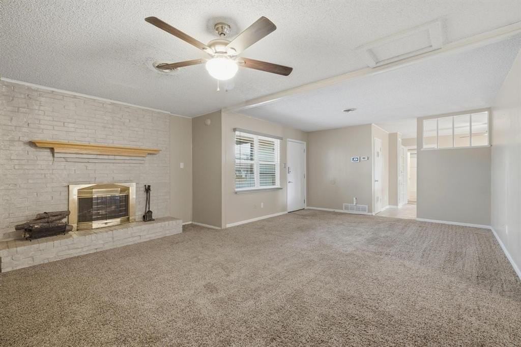 2358 Glendale Dr - Photo 6 of 33