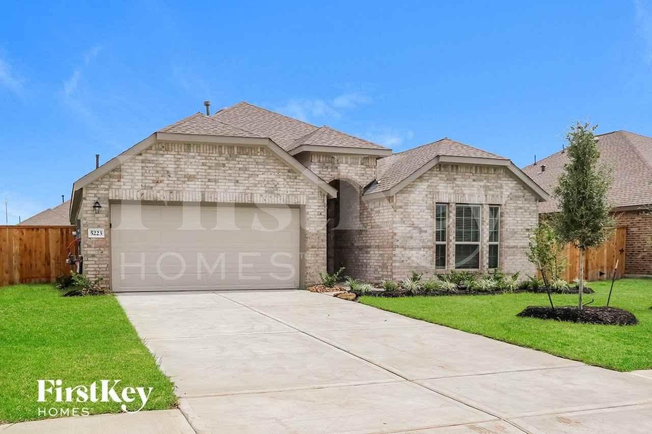 5223 Pine Pass Dr - Photo 2 of 15