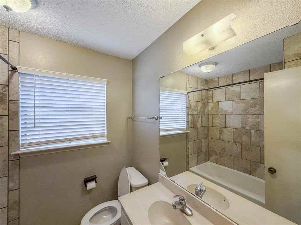 4325 Beall Blvd - Photo 7 of 13