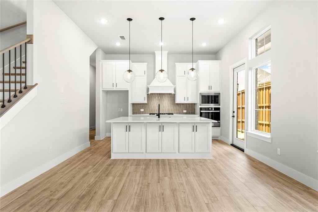 12021 Brubaker Dr - Photo 5 of 39