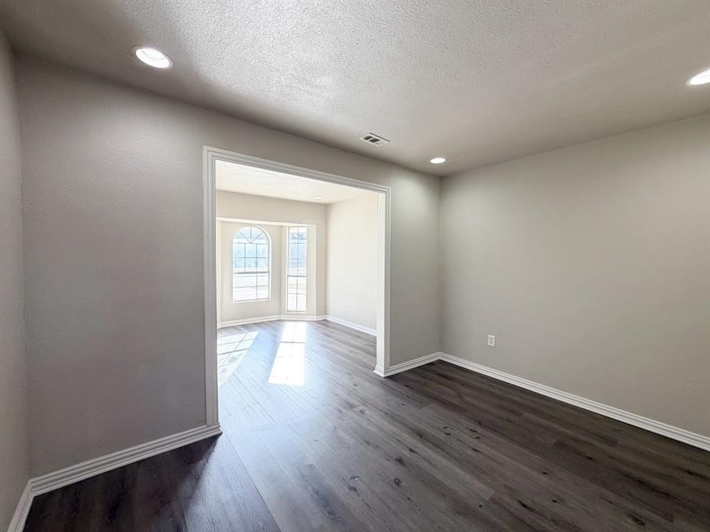 1307 Janann Ave - Photo 7 of 16