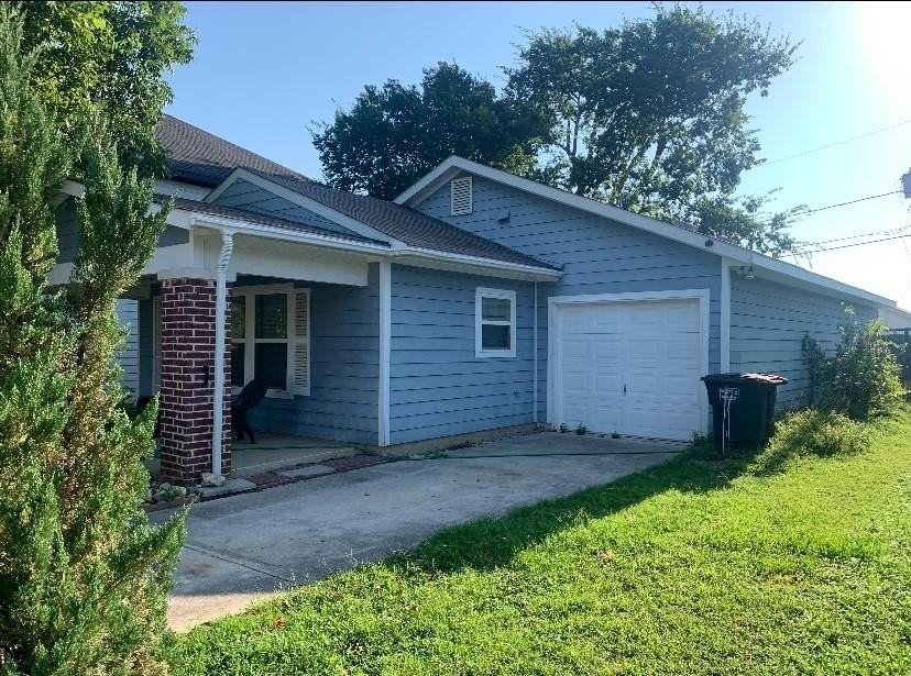 1325 Stewart St - Photo 2 of 2