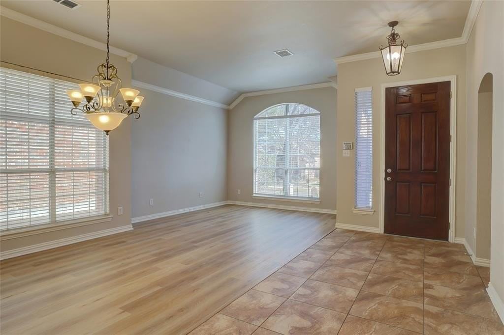 6723 Lee Meadow Dr - Photo 4 of 27