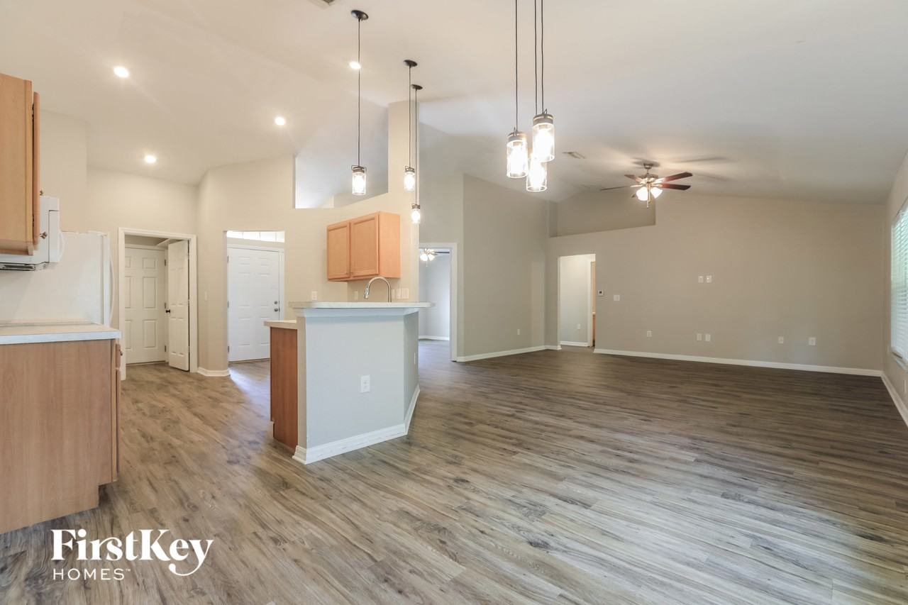 3791 Garbett Ter - Photo 4 of 15