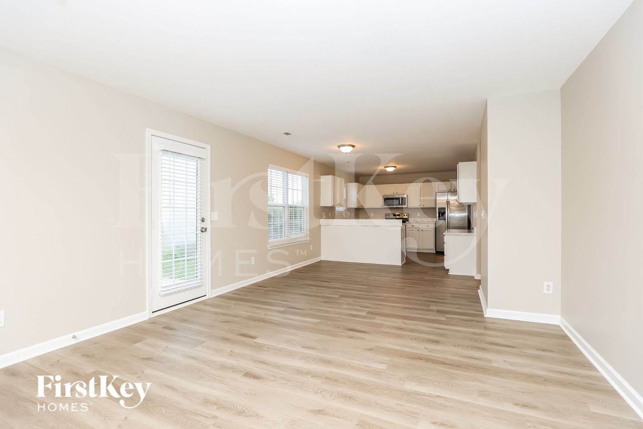 4117 Pineorchard Pl - Photo 5 of 15