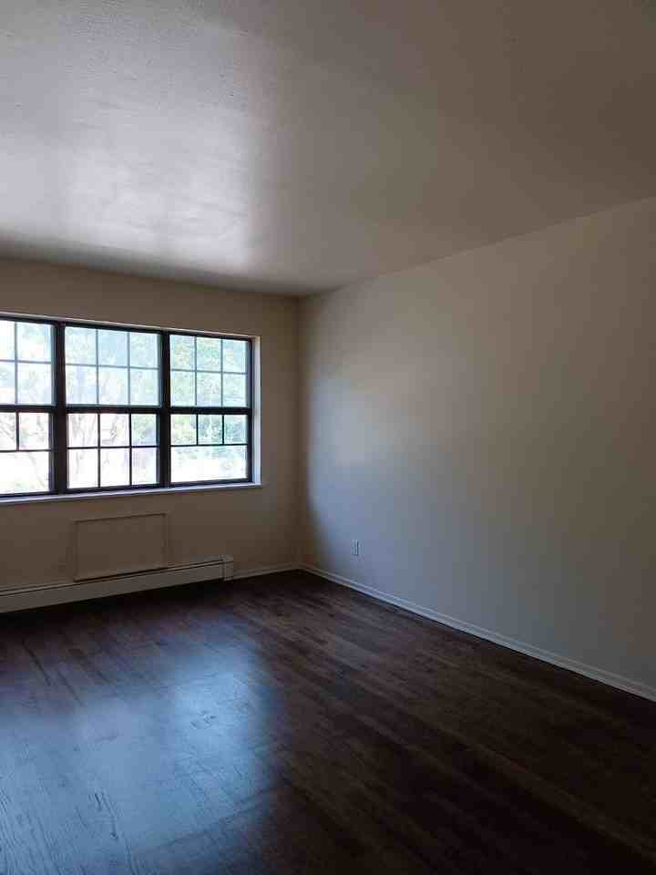 15600 78th St #2 - Photo 6 of 9