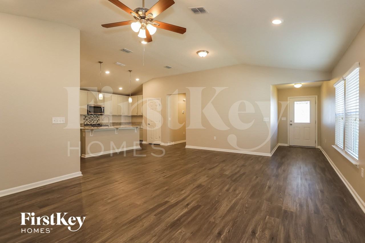 14601 Durbin Island Way - Photo 4 of 15