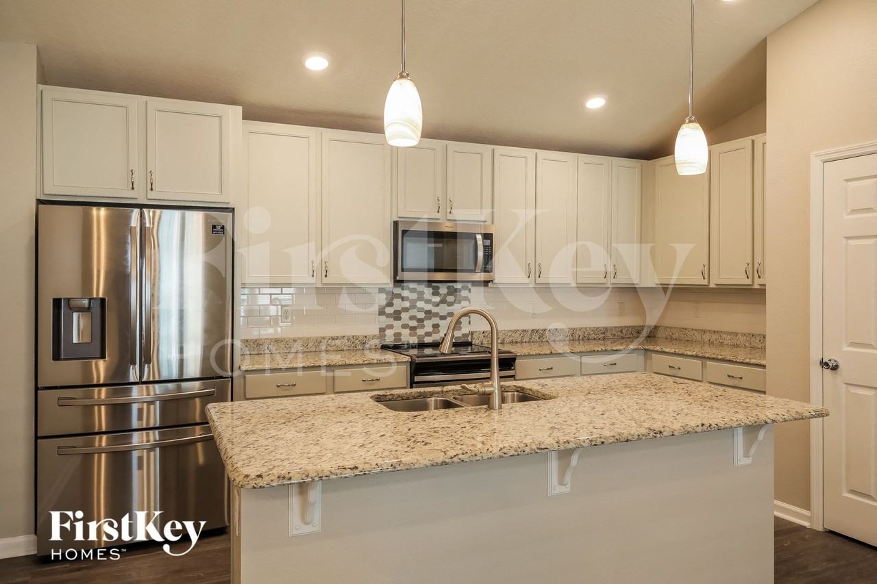 14601 Durbin Island Way - Photo 6 of 15