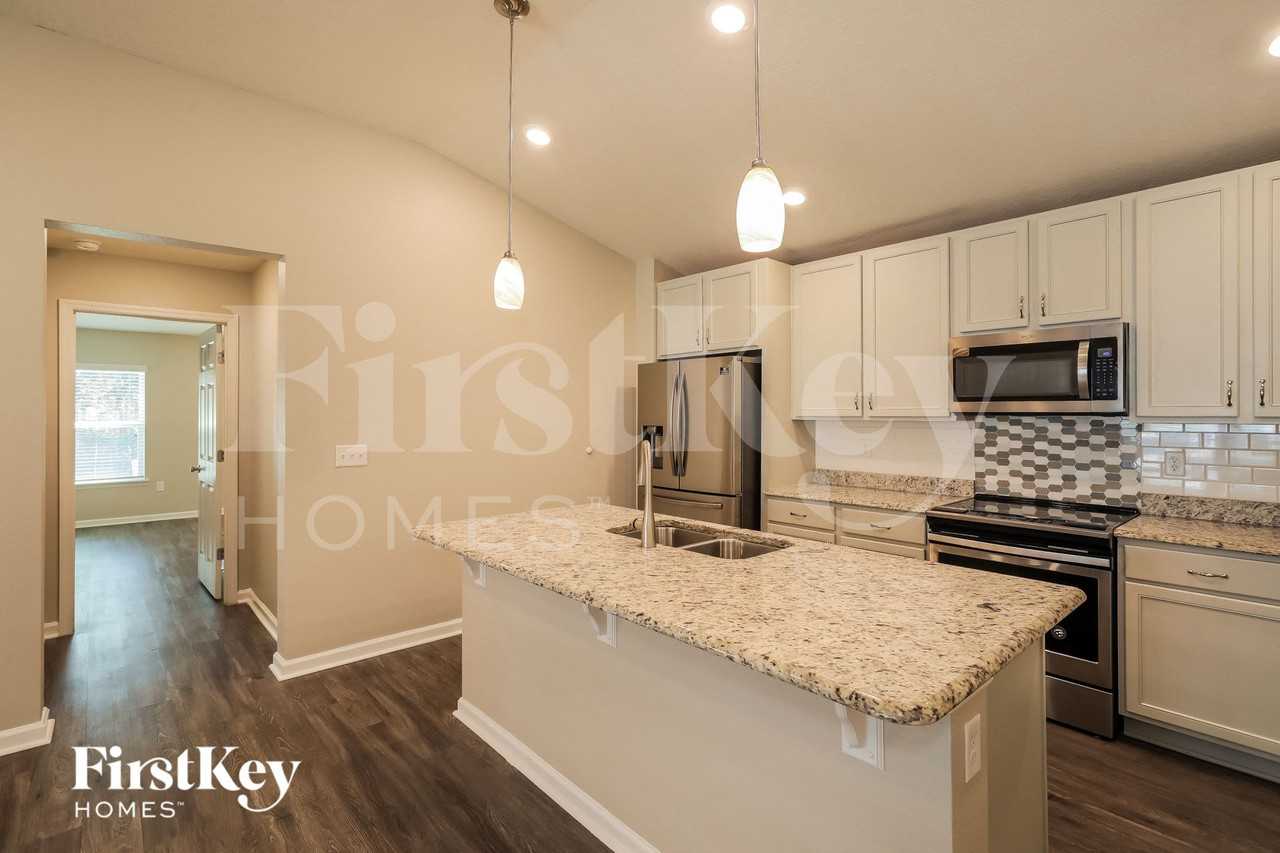 14601 Durbin Island Way - Photo 7 of 15