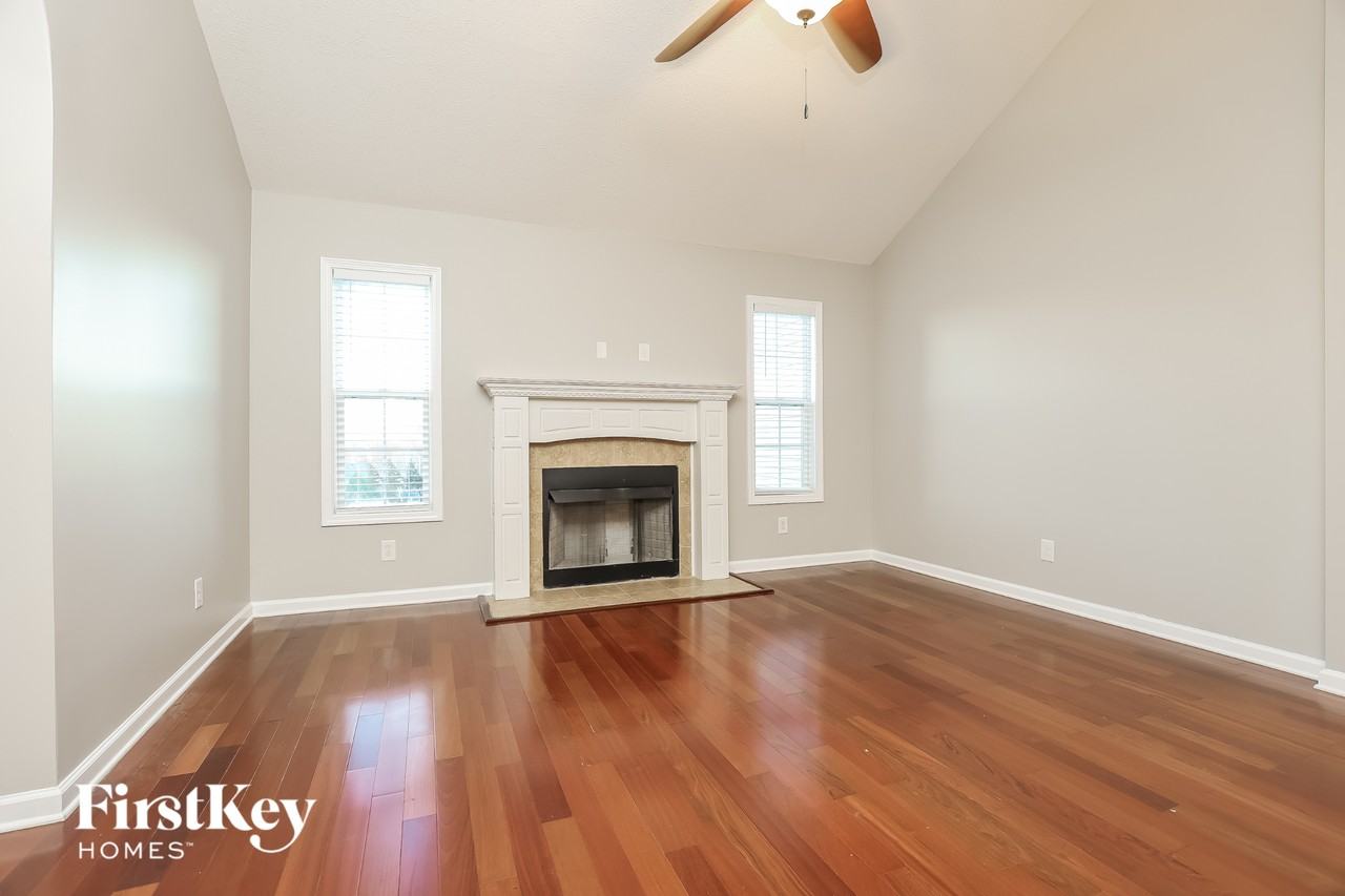 488 Cedar Valley Dr - Photo 2 of 15