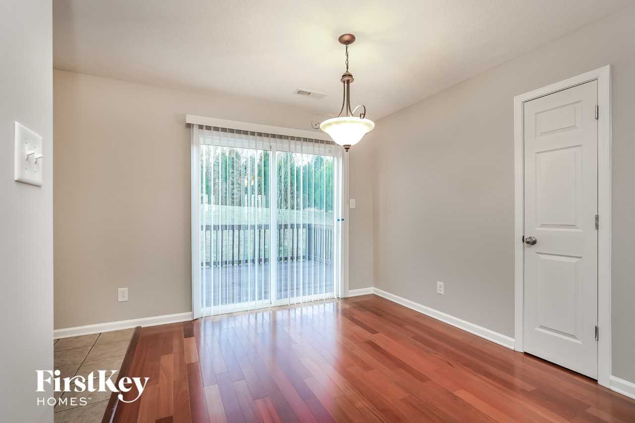 488 Cedar Valley Dr - Photo 4 of 15