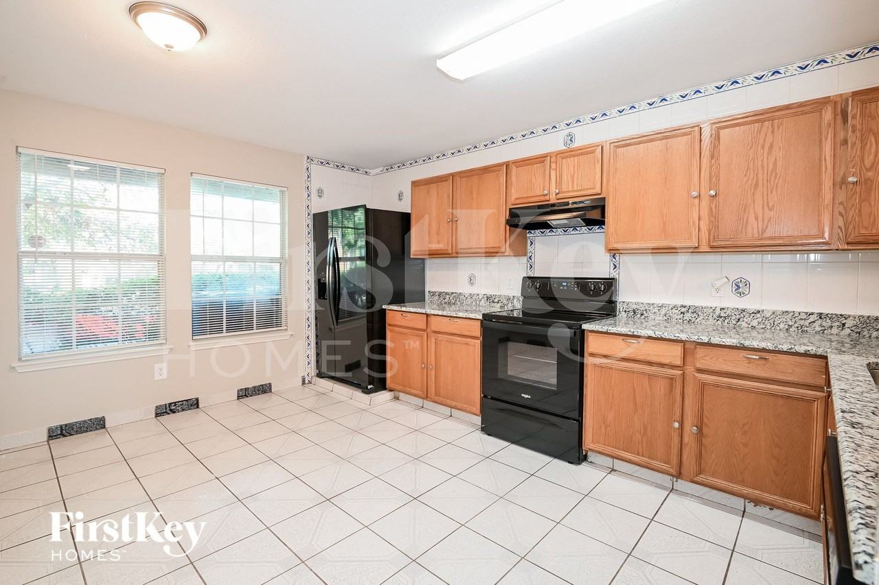 2969 Saint Albert Dr - Photo 5 of 15