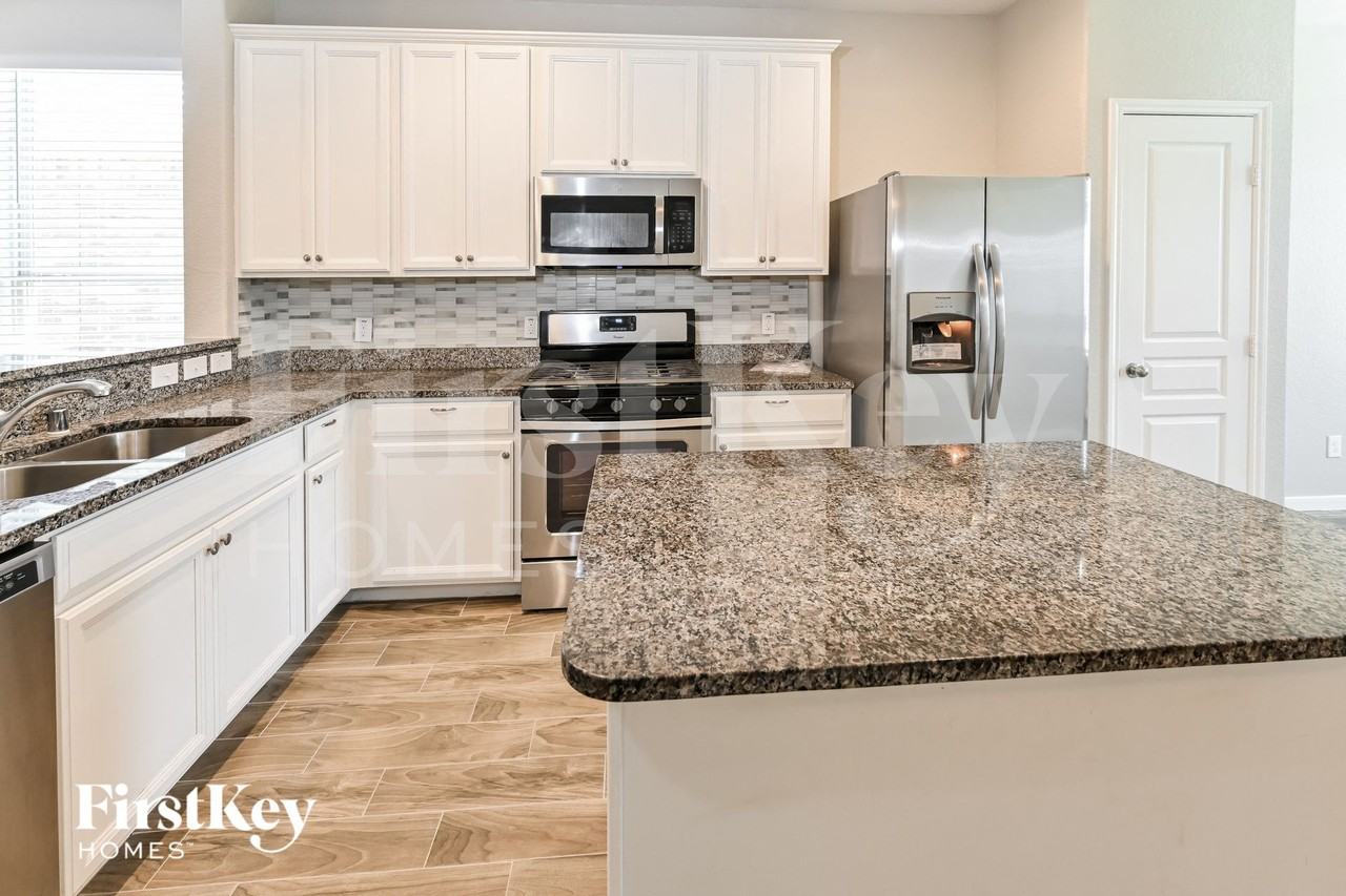 2722 Skyview Long Dr - Photo 6 of 15