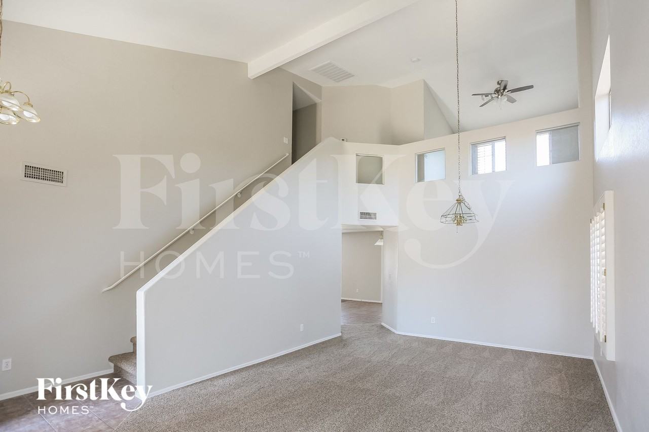 15874 W Mohave St - Photo 2 of 15