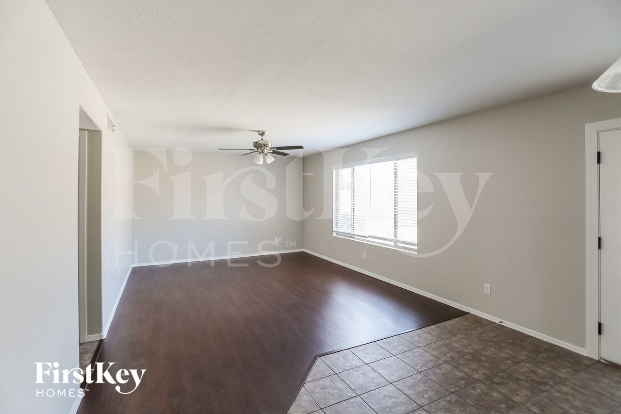 15874 W Mohave St - Photo 3 of 15