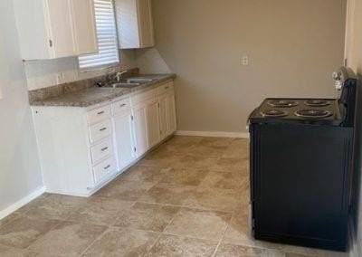 1013 Bell Dr - Photo 2 of 9