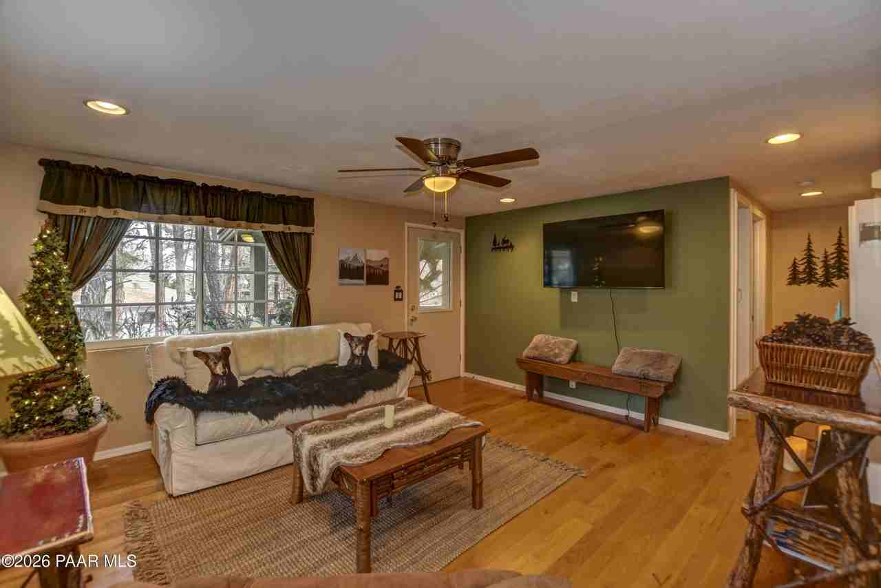 704 Pima Rd - Photo 3 of 20