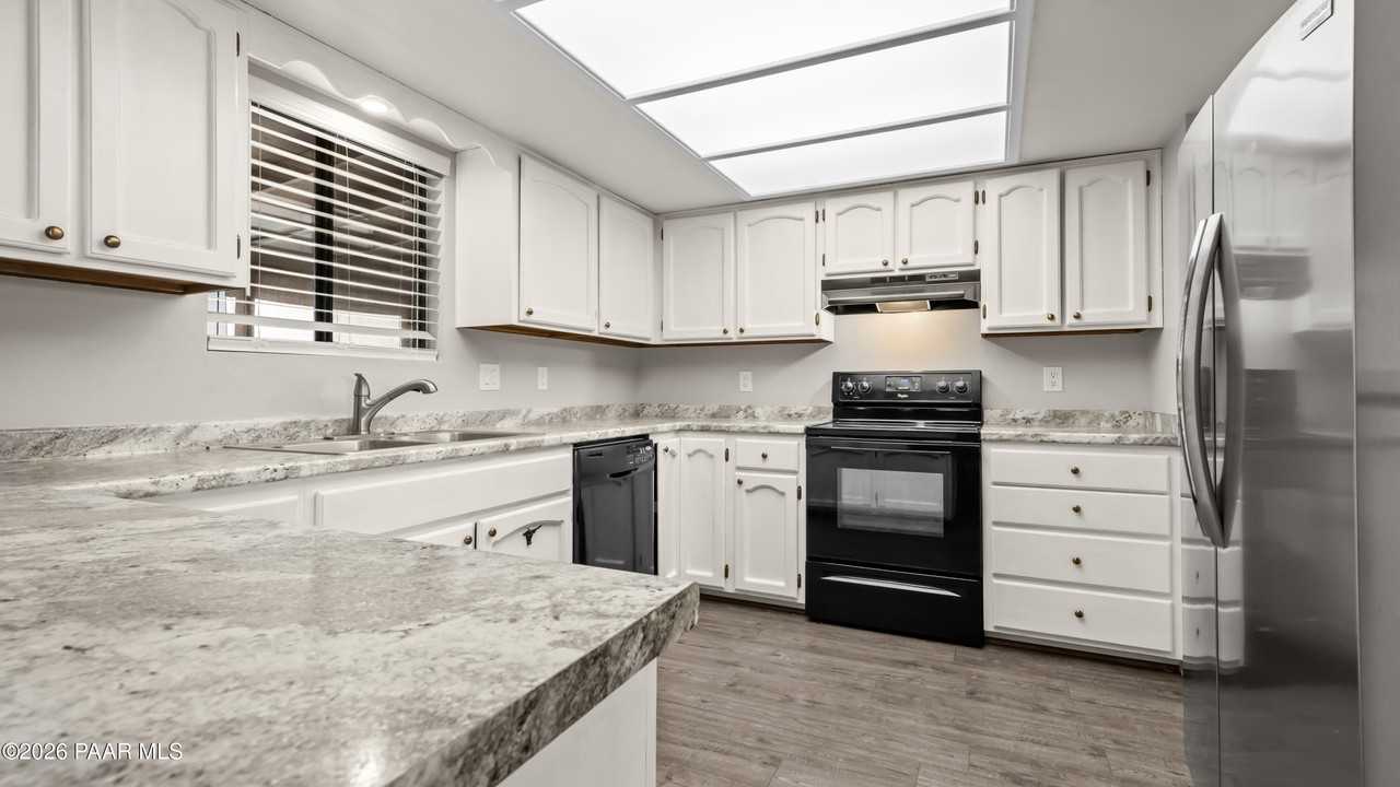 11113 E Cochise Cir - Photo 6 of 26