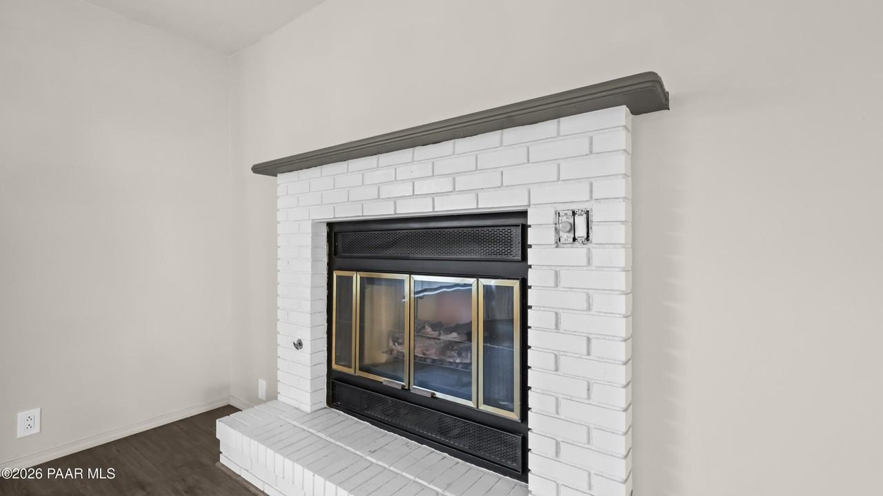 11113 E Cochise Cir - Photo 7 of 26