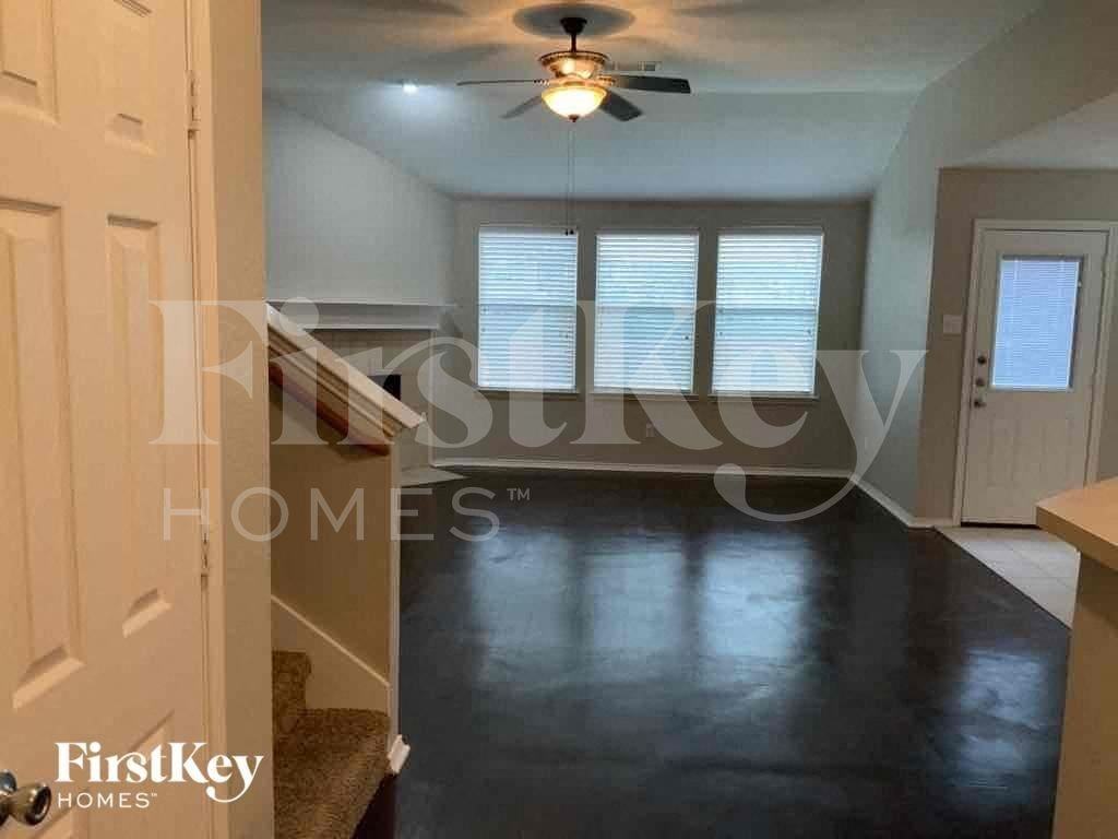 12617 Summerwood Dr - Photo 5 of 16