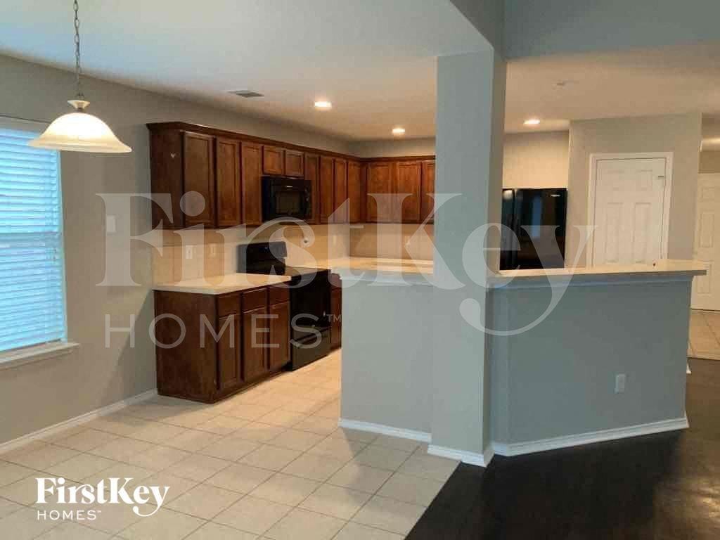 12617 Summerwood Dr - Photo 6 of 16