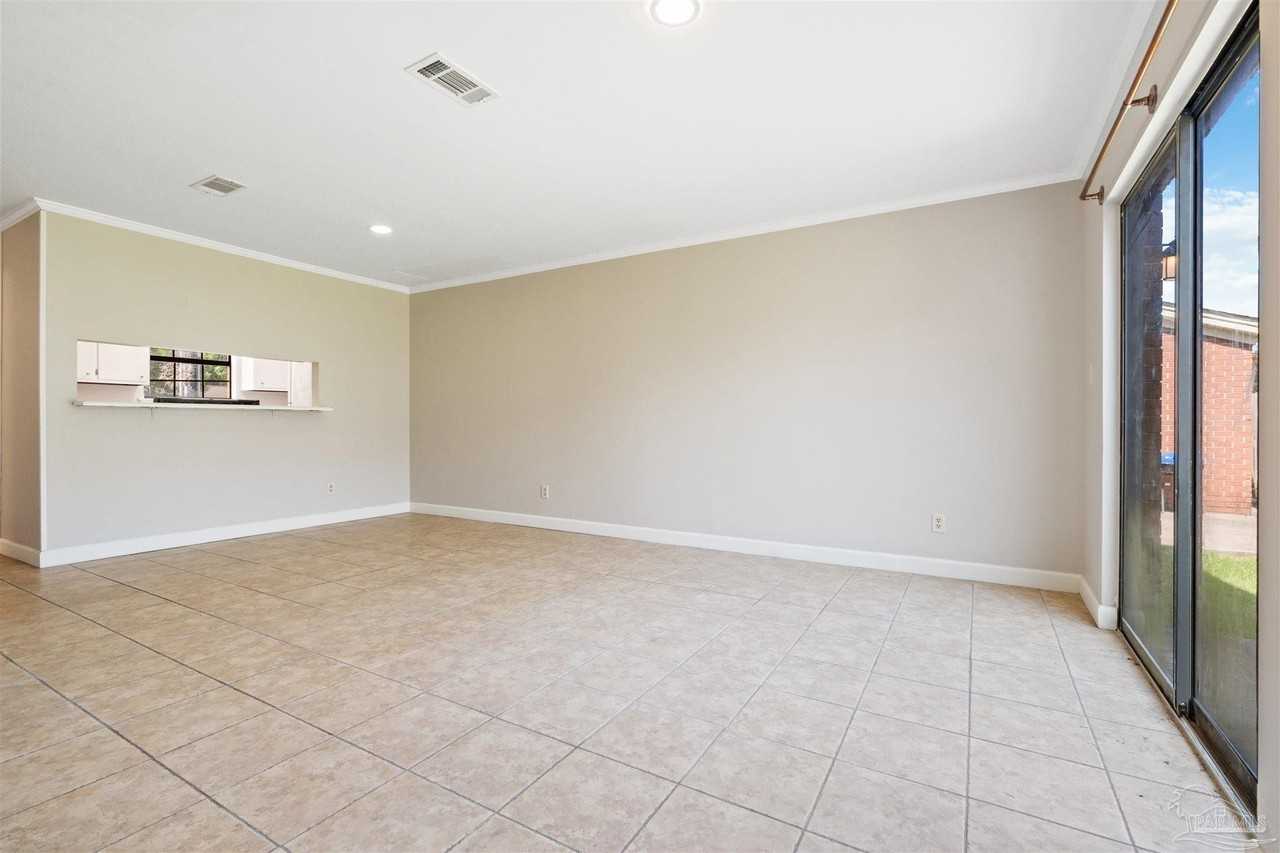 7250 Hilburn Rd #3D - Photo 7 of 11