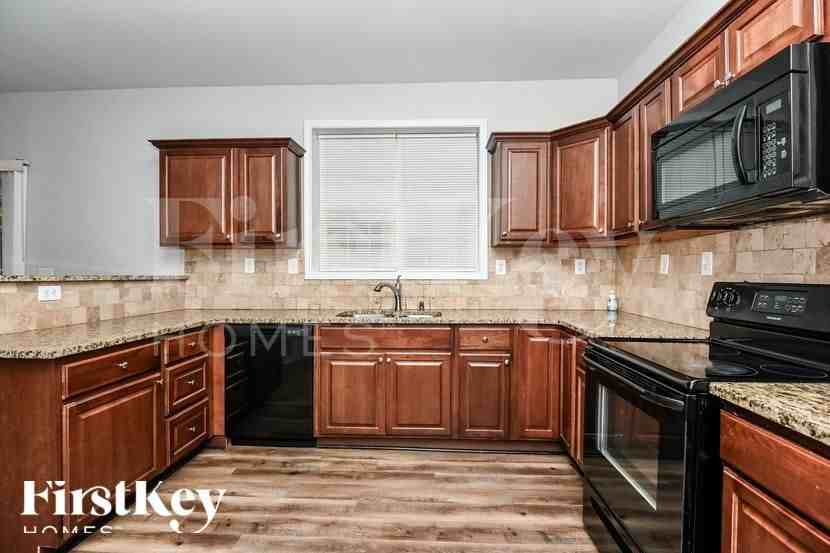 4648 Howell Farms Dr Nw - Photo 7 of 16